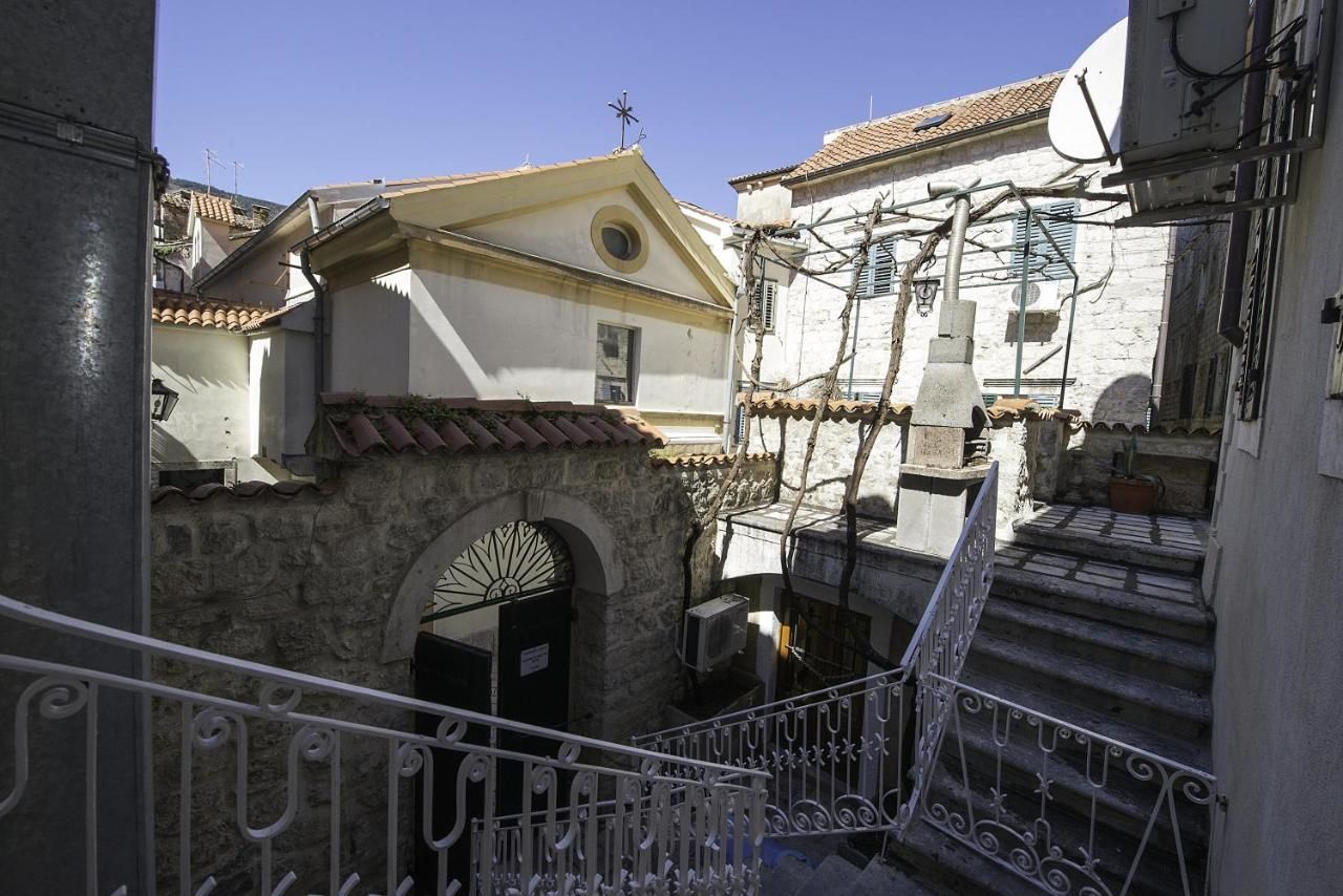 Апартаменты Apartments Leo Котор-5